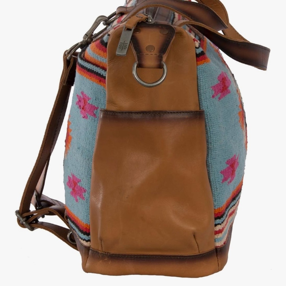 STS Ranchwear Convertible Backpack - Picture 5 of 5
